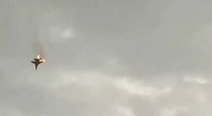 Un aereo da combattimento delle forze aerospaziali russe si è schiantato in mare vicino a Sebastopoli