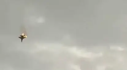 Sebuah pesawat tempur Pasukan Dirgantara Rusia jatuh ke laut dekat Sevastopol