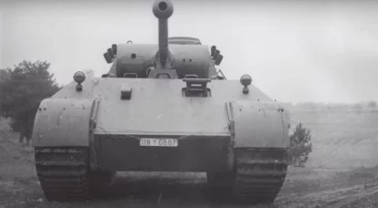 ドイツの PzKpfw V パンサーは、その外観をソビエトの T-34 に負っています。