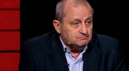 Kedmi는 러시아 역사에 대한 폭력의 시도에 대해 이야기하고 "회개"를 요구한다