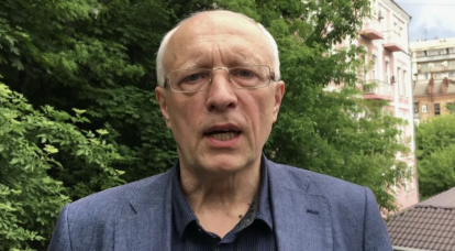 Олег Соскин: Украина должна подготовиться к обрушению фронта
