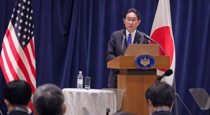 Премьер Японии: Токио продолжит курс на диалог с Россией для решения территориального вопроса