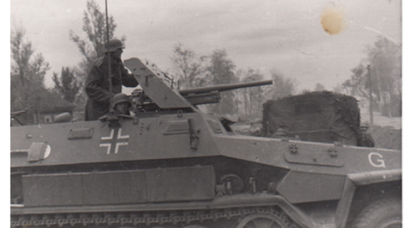 Transporte blindado de personal con armamento de cañón Sd.Kfz.251 / 10 (Alemania)