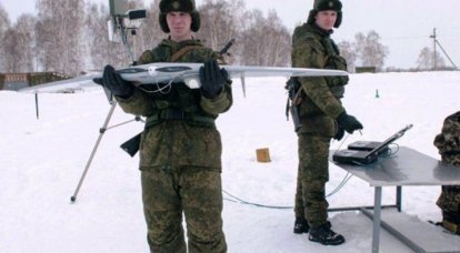 Militares da base russa na Armênia mestre drones de reconhecimento Takhion
