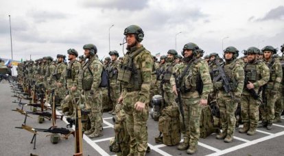 Un expert iranien a commenté le retrait des troupes russes sur la rive gauche du Dniepr