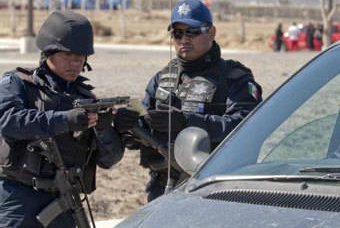 멕시코 : 약물 마피아와 미국이 점령 한 국가