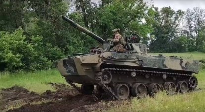 "De combinatie van wapensystemen is ongeëvenaard": de westerse pers geeft commentaar op het werk van de BMD-4M om het punt van de strijdkrachten van Oekraïne van een lange afstand te vernietigen