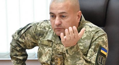 우크라이나 군대의 참모진은 러시아 침공을 격퇴 할 준비가되어 있다고 발표했다.