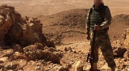 A rede está discutindo a foto de um lutador com uma "atualização" de três linhas na Síria