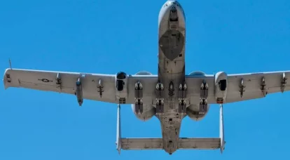 Samoloty szturmowe A-10C będą mogły używać bomb GBU-39/B SDB