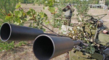 ウクライナの国軍がルガンスク共和国の民兵の位置で発砲
