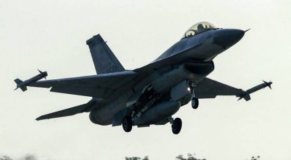 F-16 se estrelló en Egipto, la tripulación murió