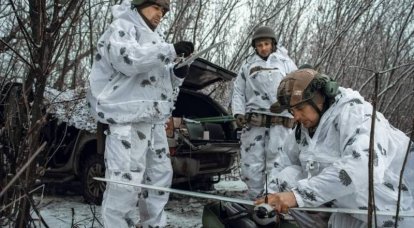 यूक्रेन के सशस्त्र बलों की कमान "बेलारूस से आरएफ सशस्त्र बलों के एक नए हमले के जोखिम" के कारण देश के उत्तर से डोनबास में भंडार स्थानांतरित करने से डरती है।