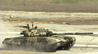 הם לא שילמו שכר: איך עובד של Uralvagonzavod גנב טנק T-72S