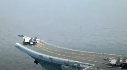 « La marine chinoise peut surpasser les porte-avions occidentaux » : des maquettes de chasseurs J-15 et J-35 ont été repérées sur le pont du Liaoning