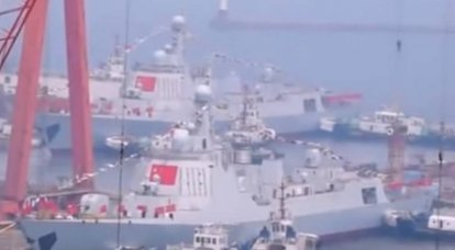 В Китае спустили на воду сразу два эсминца проекта тип 052D