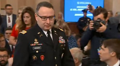 アメリカ人将校：私はウクライナ国防大臣に就任するオファーをXNUMX回受けました。