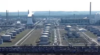 Německá vláda oznámila „delikátní jednání“ s Kazachstánem o dodávkách ropy