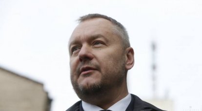 ウクライナ人民代表のアルチョメンコ氏は、SBU指導部の同意を得てモスクワに飛んだと述べた。