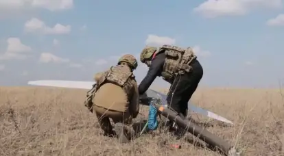 Rusya Savunma Bakanlığı, topçu ateşini yönlendirmek ve ayarlamak için çalışan Supercam İHA'nın görüntülerini gösterdi