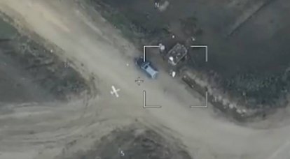 ロシア連邦国防省は、ヘルソン方向のストライキUAV「ランセット」によるウクライナ軍の装甲車両の破壊の映像を公開しています