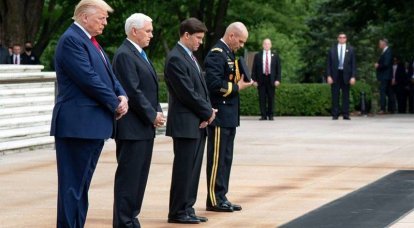 "한 손으로 제재 도입, 다른 손으로 크렘린에 손": 유럽은 트럼프의 G7 이니셔티브에 반응