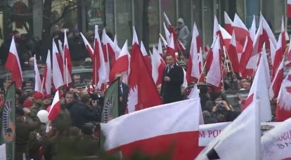 "Moskova'nın zamanı geçti": Polonya baskısı, Polonya-Litvanya Topluluğu'nun yeniden canlanması hakkında konuşmaya başladı
