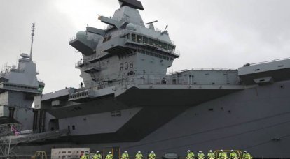 Авианосец Queen Elizabeth официально принят в состав британских ВМС