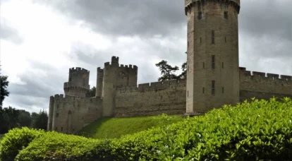 ¡El Castillo de los Cuatro Warwicks es uno de los primeros en la lista de los mejores!