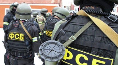 No Daguestão, bloqueado em uma casa particular e destruiu vários militantes