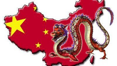 中国のドラゴンは、文字「G」を歩きます