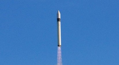 "Řvou" na obloze. Rusko dalo přednost nebezpečné raketě před Angarou?