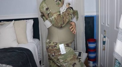 ABD Donanması, ordudaki hamile kadınlar için özel bir askeri üniforma dikmeye başlayacak