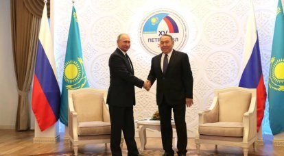 Il Cremlino non ha raccontato il contenuto di una conversazione telefonica tra Putin e Nazarbayev