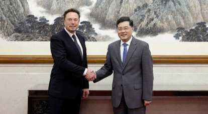 El empresario estadounidense Elon Musk llegó a Beijing, donde se reunió con el titular del Ministerio de Relaciones Exteriores de China