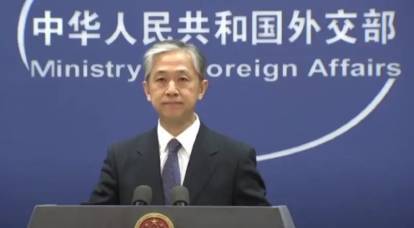«Это просто лицемерно»: представитель МИД КНР высказался о критике США российско-китайских отношений