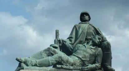 РФ готова ответить Польше на снос памятников советским воинам