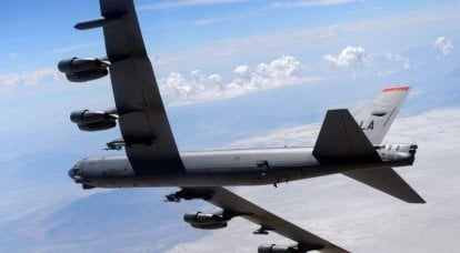 Boeing B-52 Stratofortress. Mezzo secolo in servizio (parte di 3)
