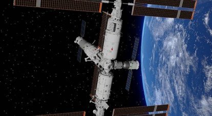 SpaceNews: Китайские космонавты в условиях секретности совершили выход в открытый космос