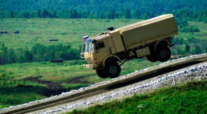 SuperKAMAZ-trucks: bepantsering en 730 pk