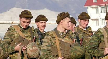 Rusya'nın Ermenistan Büyükelçisi: Rus sınır muhafızları Paşinyan'ın isteği üzerine Ermenistan-Azerbaycan sınırında bulunuyor