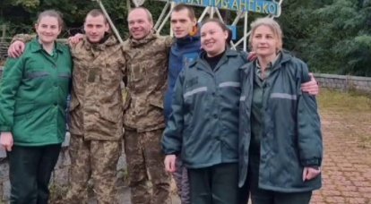 Setelah "Azov", empat marinir Angkatan Bersenjata Ukraina dipindahkan ke Ukraina, tanpa menginformasikan tentang sifat pertukaran