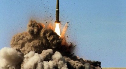 Расчеты "Искандер-М" поразили цель новой улучшенной ракетой на учениях ОДКБ