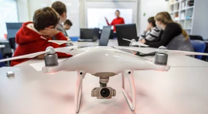Ke mana dan dengan siapa drone sekolah akan terbang?