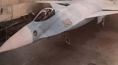 O Sukhoi Design Bureau mostrou uma foto com um layout em tamanho real do soviético C-22