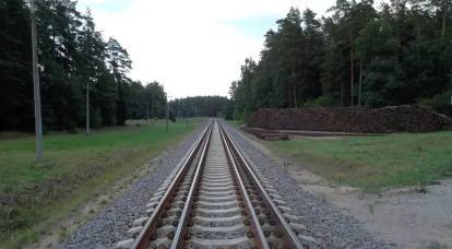 Реализация проекта железной дороги с европейской шириной колеи Rail Baltica через Прибалтику вновь откладывается из-за растущих финансовых издержек