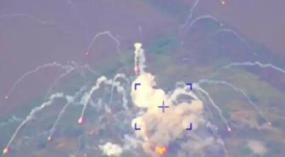 Um ataque repetido à base aérea Aviatorskoye das Forças Armadas Ucranianas destruiu um caça MiG-29 e um lançador de mísseis de defesa aérea S-300.
