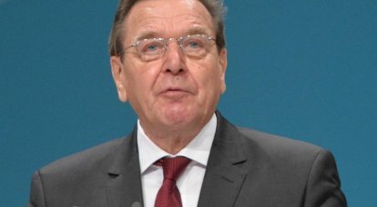 Schroeder's war: Former German chancellor sues the Bundestag to restore his rights