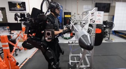 Aux États-Unis a introduit le premier exosquelette série Guardian XO