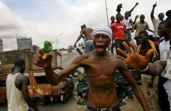 Batalha intensa está acontecendo em Abidjan